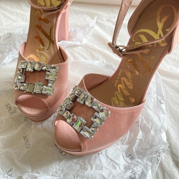 NEW Cuple women's size 38 EU gem embellished chunky heel sandals NWD missing gem - Picture 2 of 11